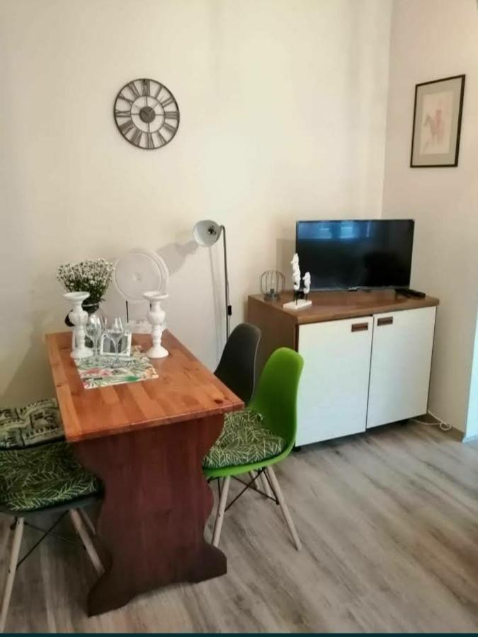 Apartment Studio *